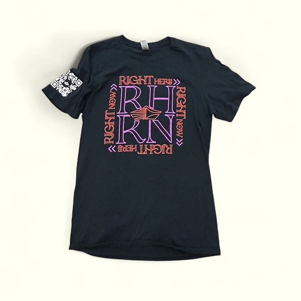 Carolina Crown Right Here Right Now 2022 concert T-shirt. Small‎